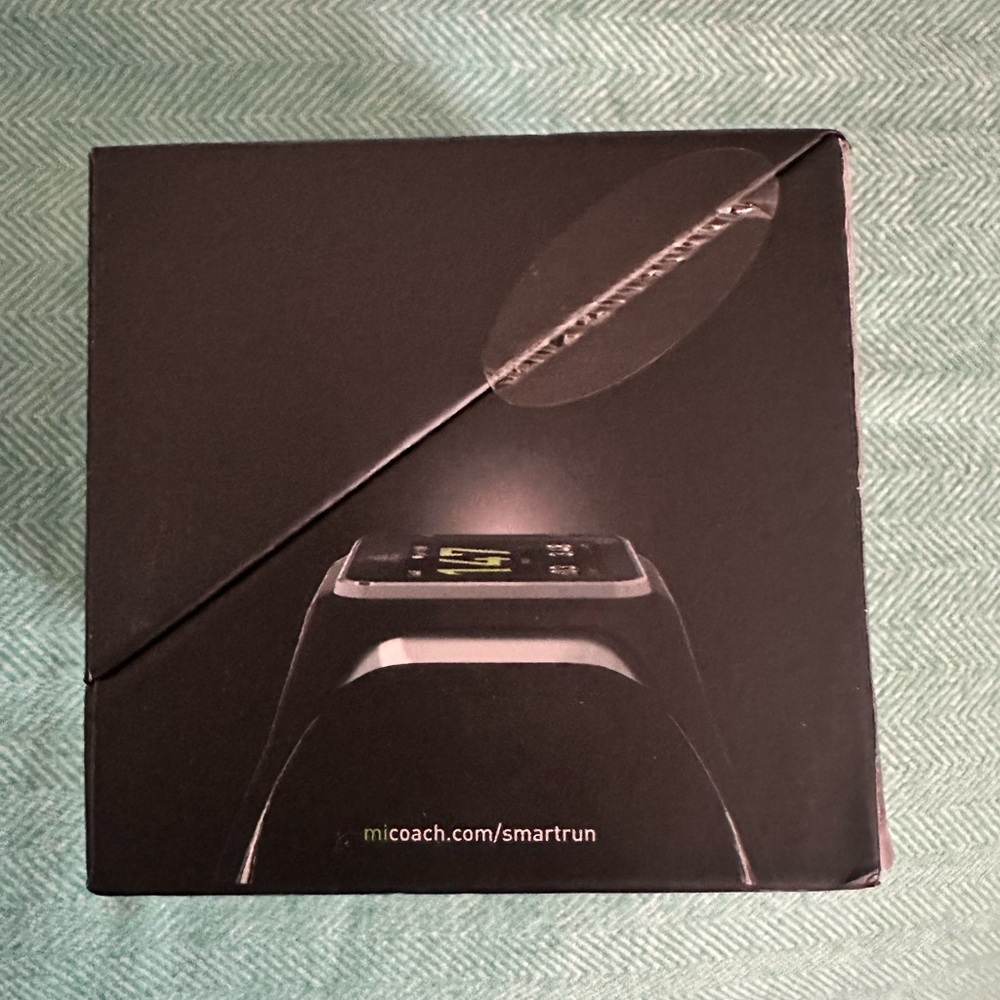 Adidas micoach Smart Run New in box! - Picture 4 of 4
